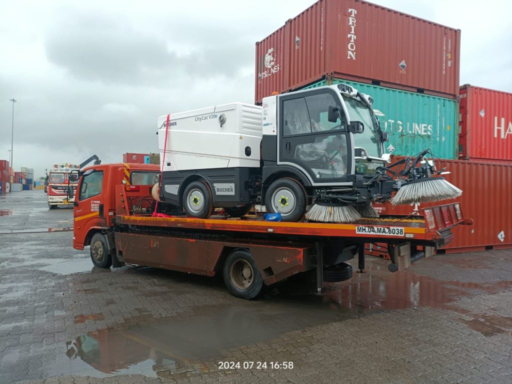 road sweeping machine